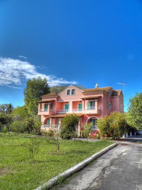 Villa Marina Ipsos Exterior photo
