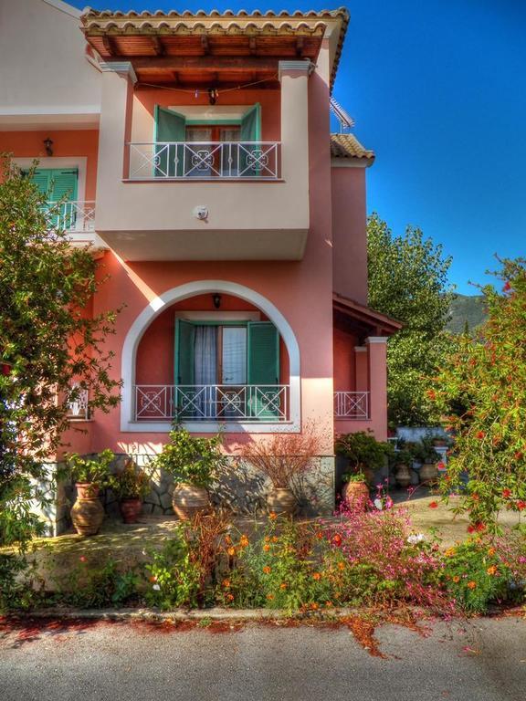 Villa Marina Ipsos Exterior photo