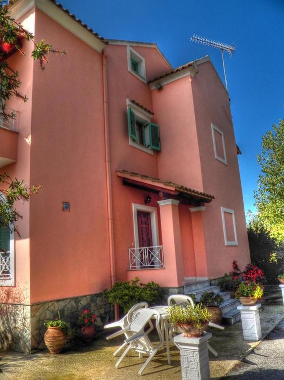 Villa Marina Ipsos Exterior photo