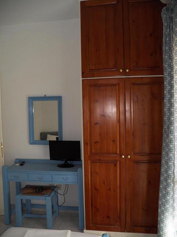 Villa Marina Ipsos Room photo